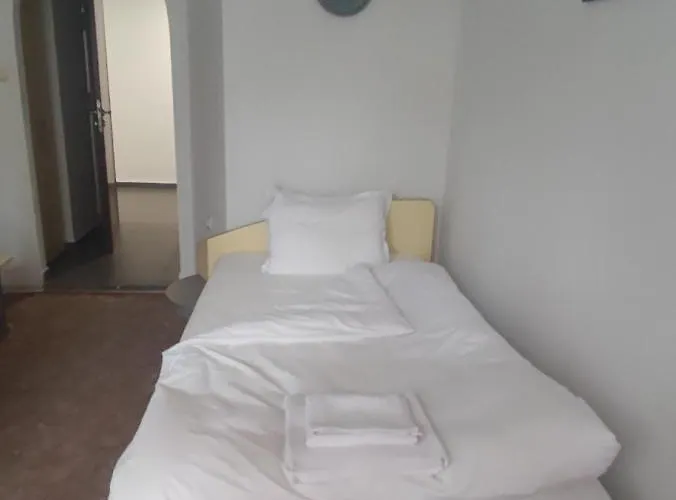 Hotel кианти Kyrdżali