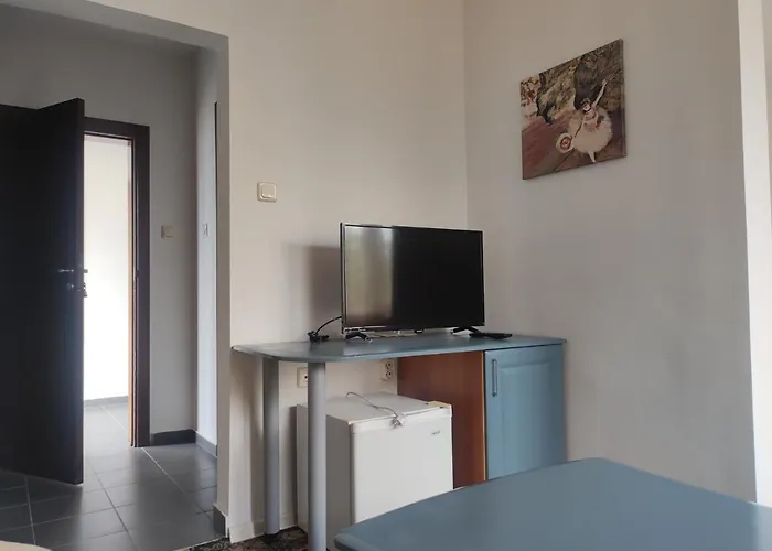 кианти Hotel Kyrdżali